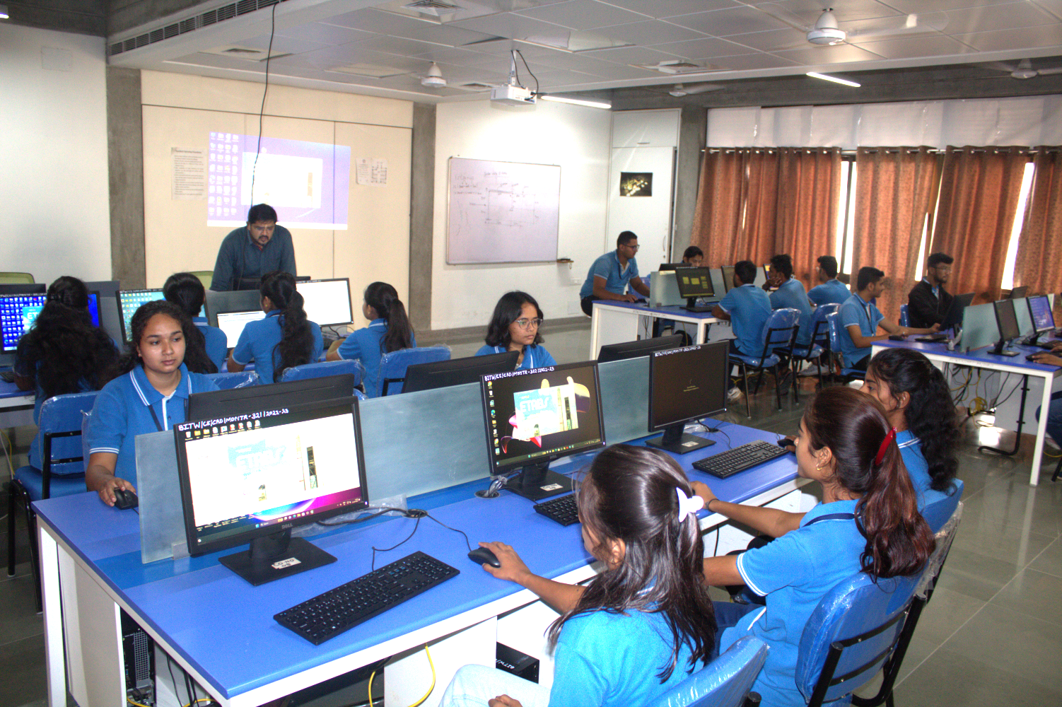 Computer Aided Drafting Lab Bajaj Institute of Technology Wardha